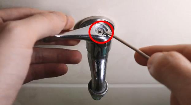 水龍頭滴水怎么處理？看步驟圖跟著老師傅一步步操作一下吧！