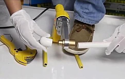 熱熔水管步驟圖文教學(xué)，新手水工師傅都看這學(xué)習(xí)畢業(yè)