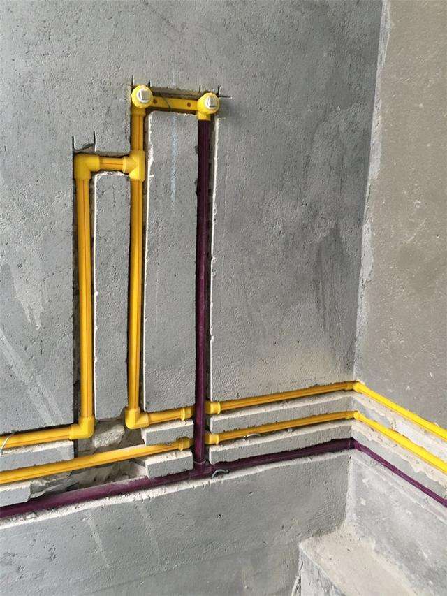 誰有回水管現(xiàn)場安裝圖？只需看這2個位置即可！