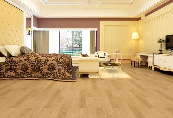 地暖是鋪地磚好還是木地板好？這位過來人說得很中肯！