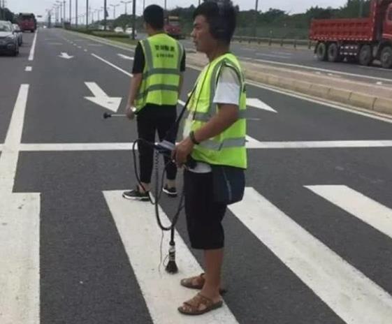 怎樣用聽診器查漏水？看這個(gè)查漏現(xiàn)場頓時(shí)膜拜！