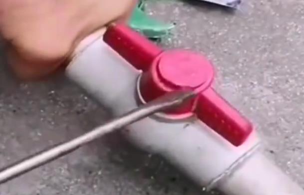 球閥扳手轉(zhuǎn)軸處漏水怎么修？5張大圖帶你輕松搞定！