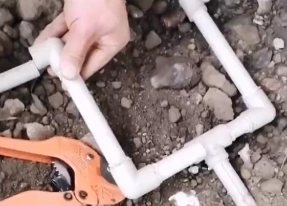 分享ppr管三通漏水怎么辦視頻，不單修好它還省料！