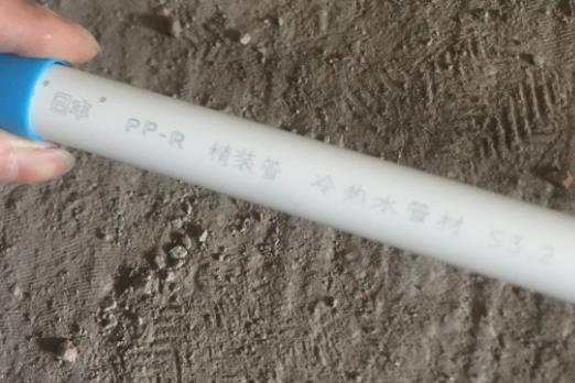 真日豐管和假日豐管圖片區(qū)別！對(duì)比后，才發(fā)現(xiàn)太明顯！