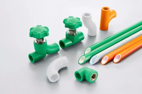 水管日豐好還是保利好？2點(diǎn)對(duì)比不分伯仲，不妨用它做選擇！