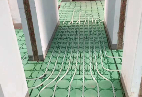 暖氣只關(guān)回水閥會(huì)爆炸嗎？使用地暖要注意哪些情況？