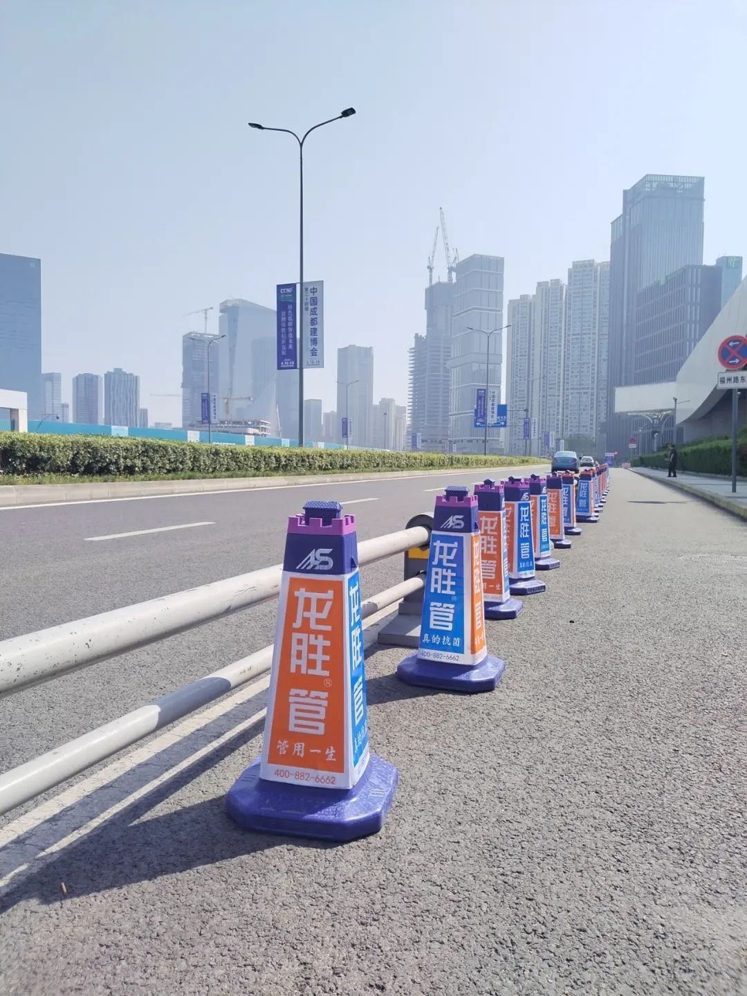 龍勝管2025成都建博會(huì)：用科技重塑健康，以藝術(shù)定義未來(lái)