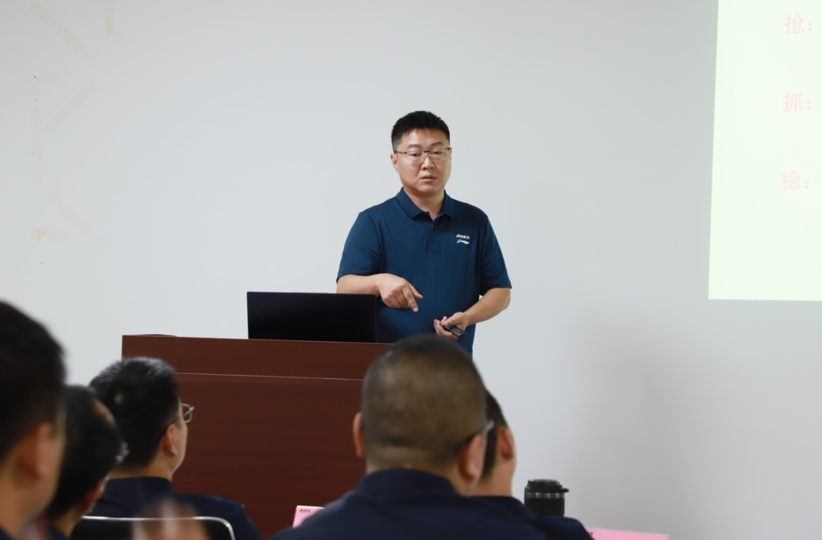 逆勢破局，聚力前行！龍勝管2025上半年度營銷會議圓滿落幕！